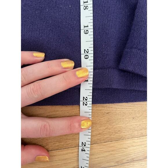 Emory Claire Women's M 100% Cashmere Sweater Purple V Neck Academia Preppy - Picture 6 of 12